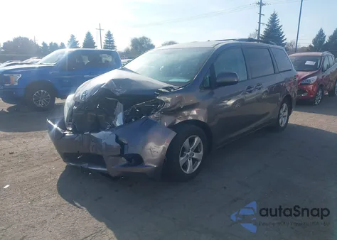 2013 Toyota Sienna Le V6 8 Passenger from USA, damaged, VIN 5TDKK3DC6DS324873